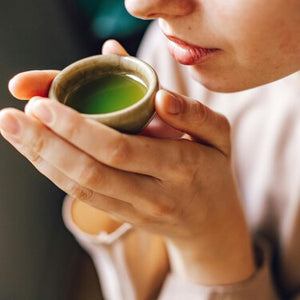 Cómo hacer té matcha en casa (fácil, rico y sin complicaciones)
